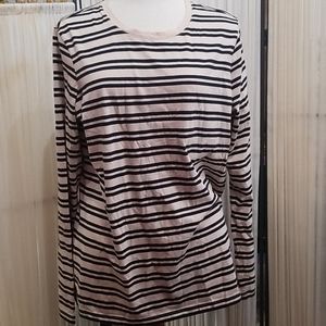 Lambs and long sleve T medium